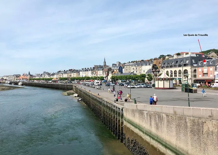 Les Quais De * Trouville-sur-Mer